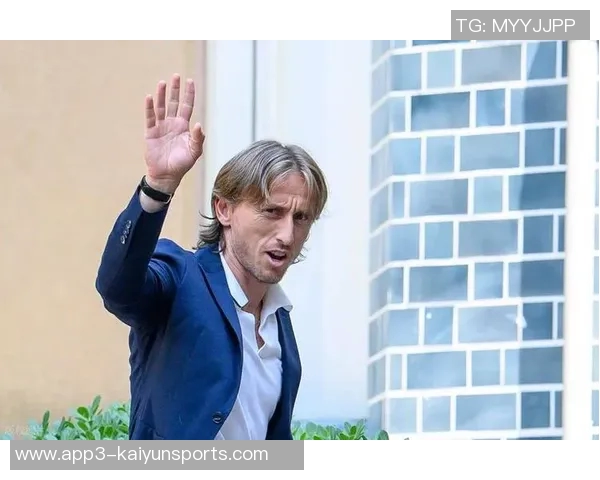 莫德里奇赛季传球成功368次领跑意甲40岁依旧闪耀球场 莫德里奇赛季传球成功368次领跑意甲40岁依旧闪耀球场