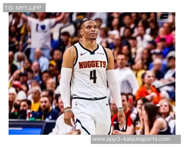 威少意外成后卫历史篮板王赛后请求保留比赛用球以作纪念 威少意外成后卫历史篮板王赛后请求保留比赛用球以作纪念