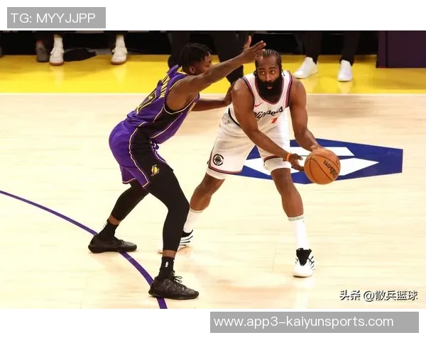 湖人状态回暖连胜攀升西部第三明日对决开拓者争夺季后赛优势