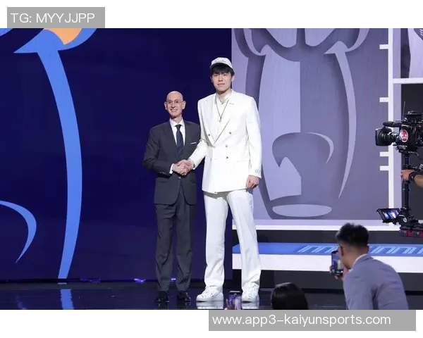 媒体人分析姚明与杨瀚森潜力差异G联盟锻炼或助其更快成长 媒体人分析姚明与杨瀚森潜力差异G联盟锻炼或助其更快成长