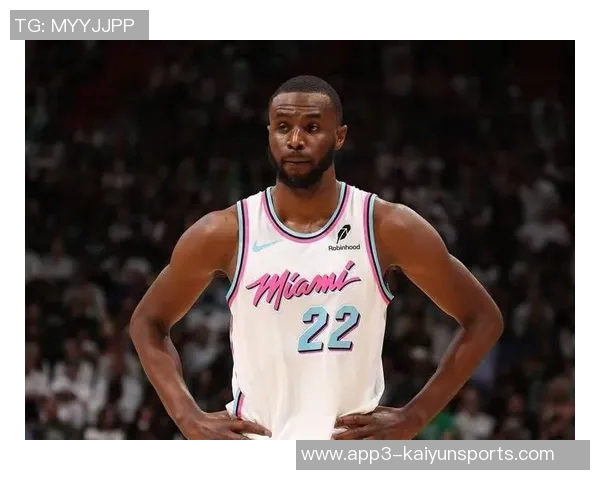 维金斯最后时刻发力16投9中三分球表现出色砍下22分4篮板3助攻半场独得15分